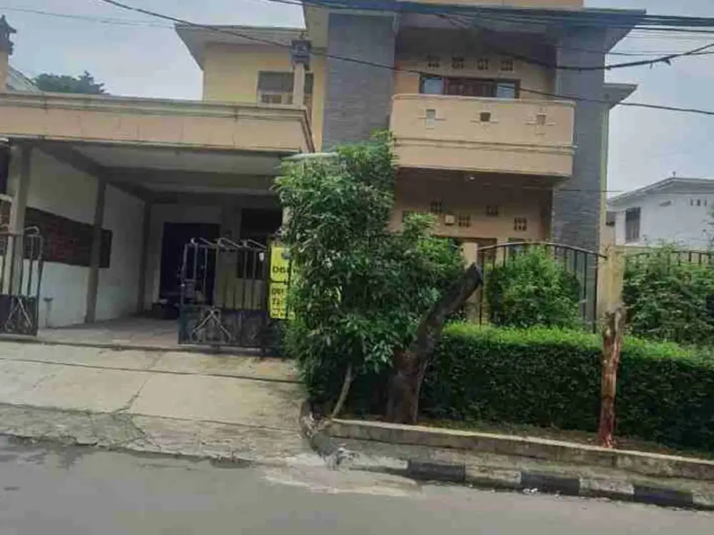 Disewa rumah ducucur