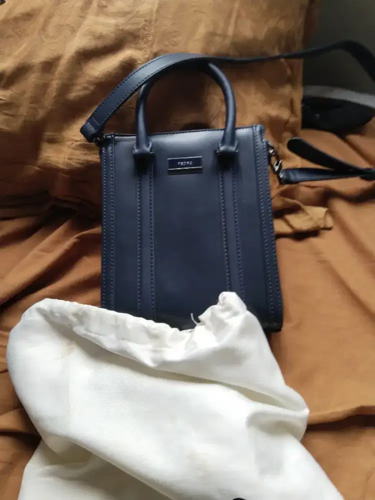 Tas Pedro SlingBag Asli