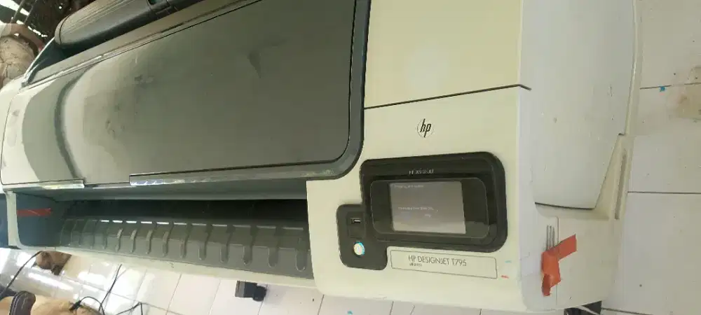 Plotter hp Designjet T795ps 44inch siap pakai