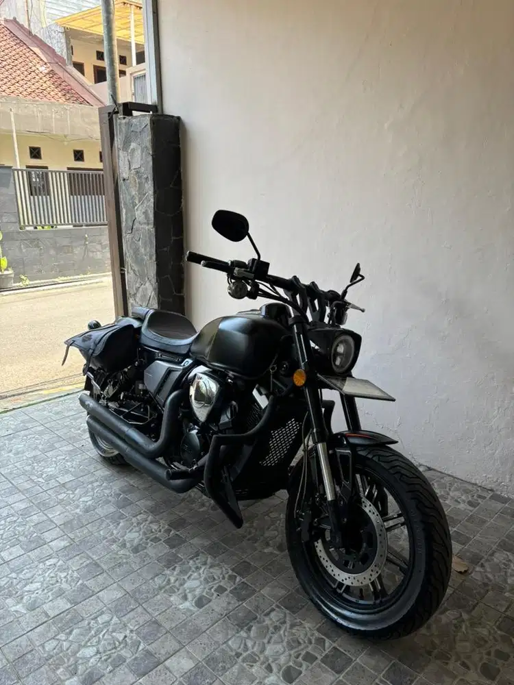 keeway V250FI Tahun 2023