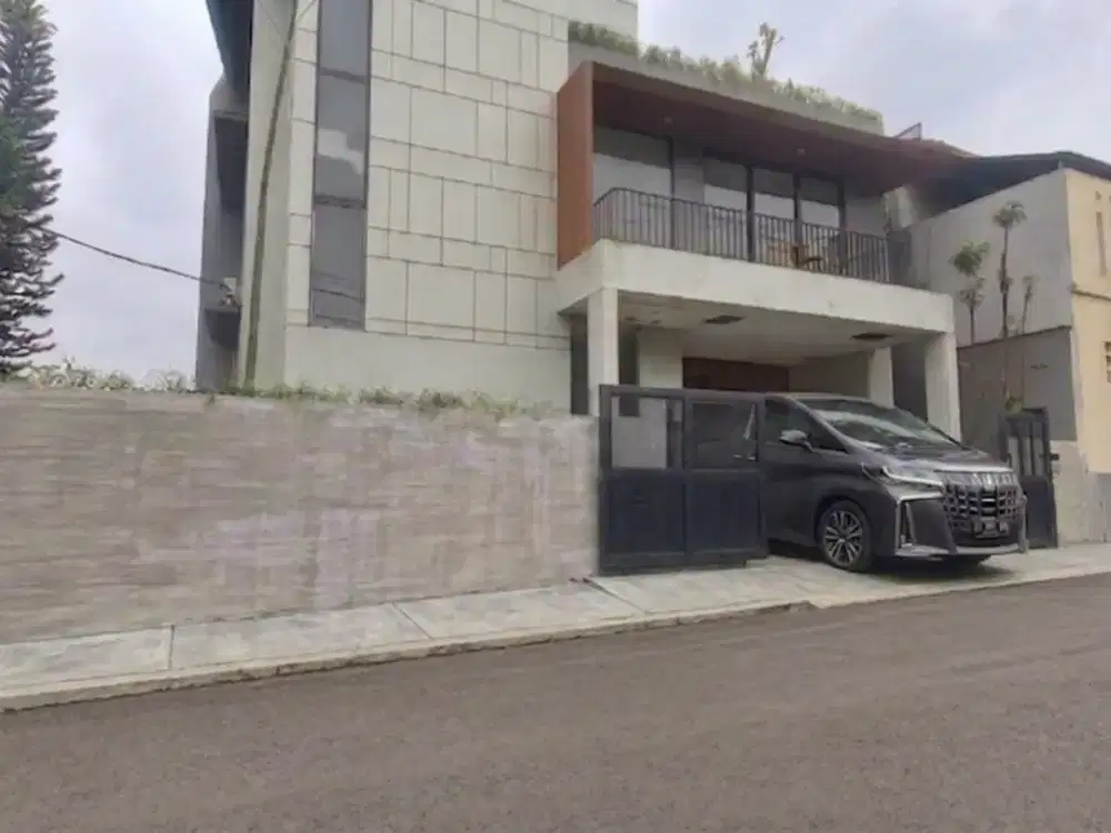 JUAL CEPAT, RUMAH HOEK 3 LANTAI, LT 140 M2, NUANSA BALI, CINERE ESTATE, DEPOK