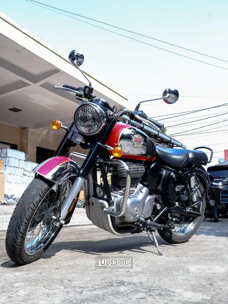 FOR SALE!! Royal Enfield Classic 350 Red 2024