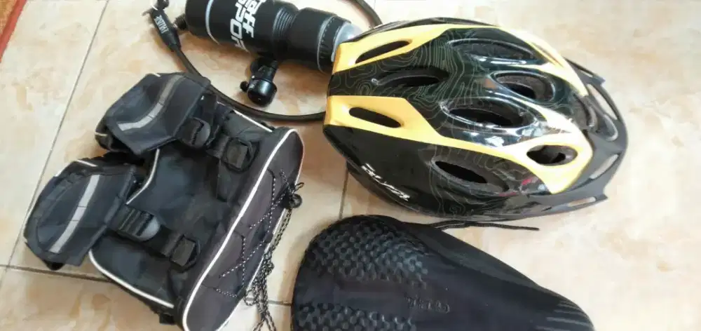 Dijual murah Alat2 Aksesoris sepada bekas rasa baru original normal