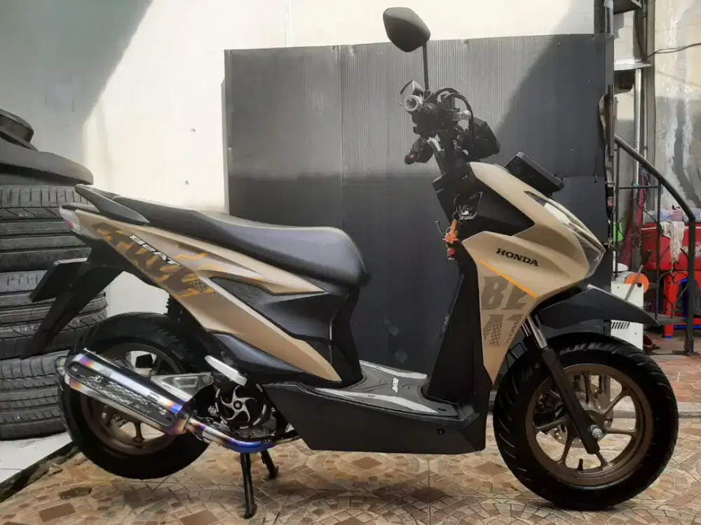 Motor Beat Street New Gen 2 tahun 2004