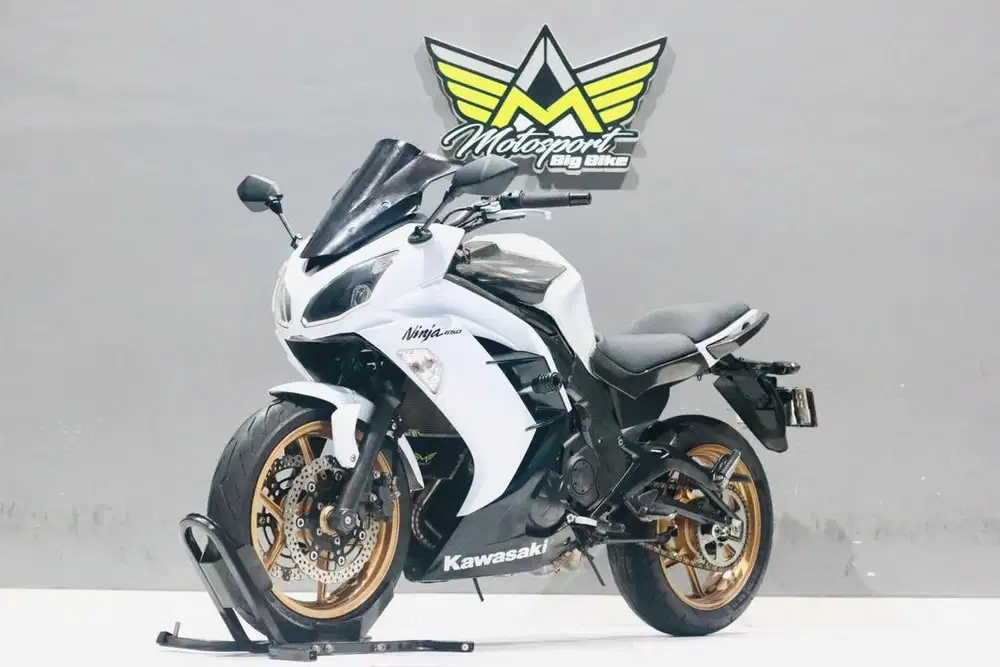 Kawasaki er6f 650 like new er6n w250 versys 250 KTM Duke390