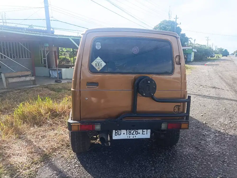 Dijual mobil Kebun, Suzuki Jimny 4x4