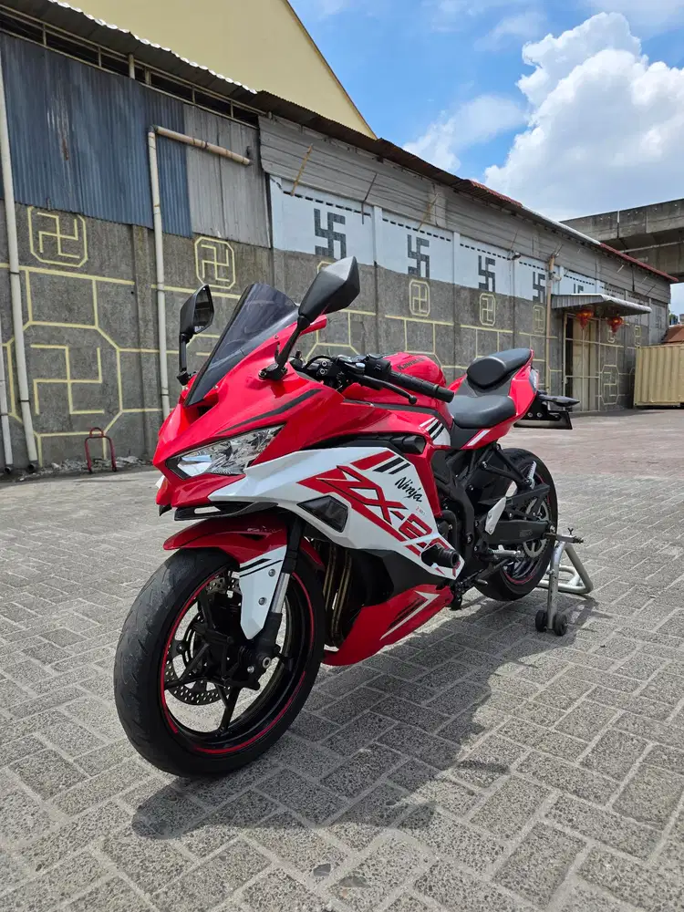Kawasaki ZX25R ABS QS Merah Putih 2021