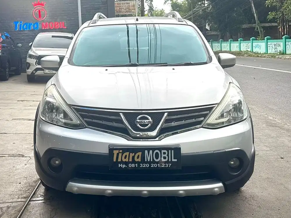 Nissan Grand Livina 1.5 XGear Automatic Th 2014