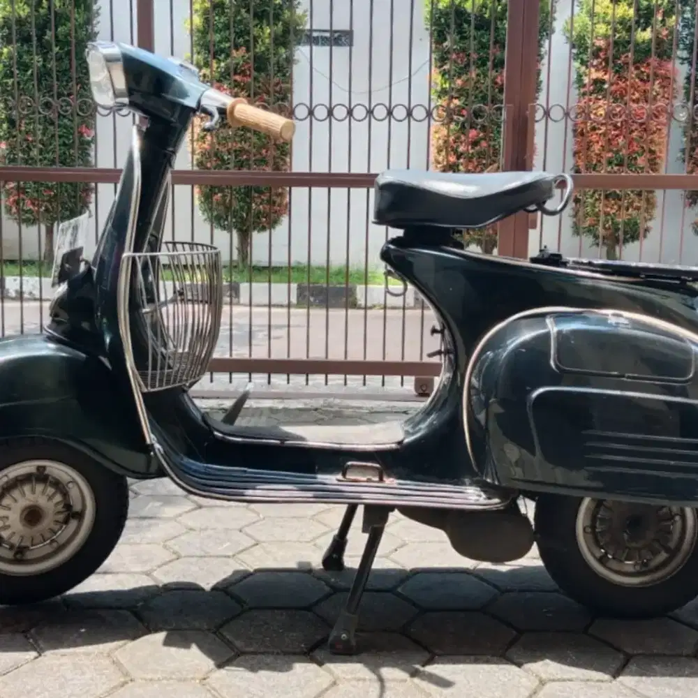 Vespa Super 1976 Pajak panjang 2029
