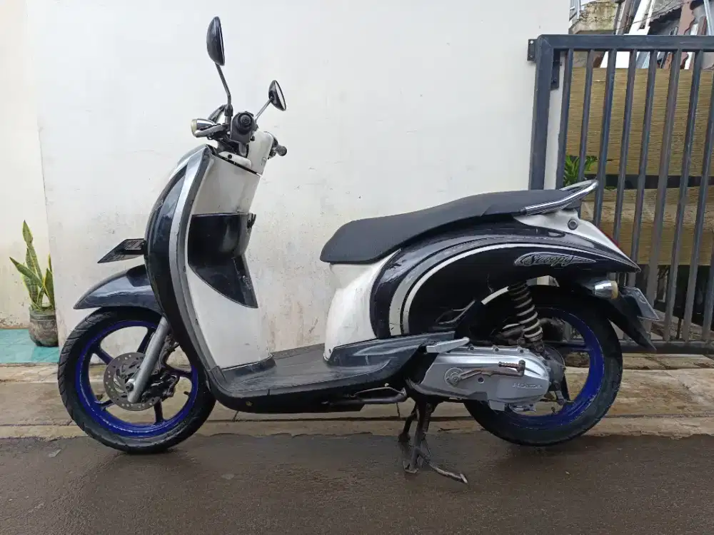 Honda scoopy karbu 2010