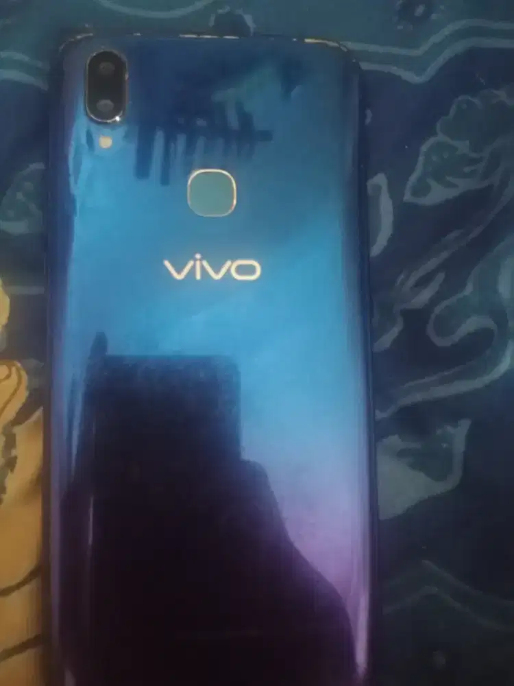 Vivo V11 RAM 6/64 Normal Mesin Sehat Minus LCD Retak