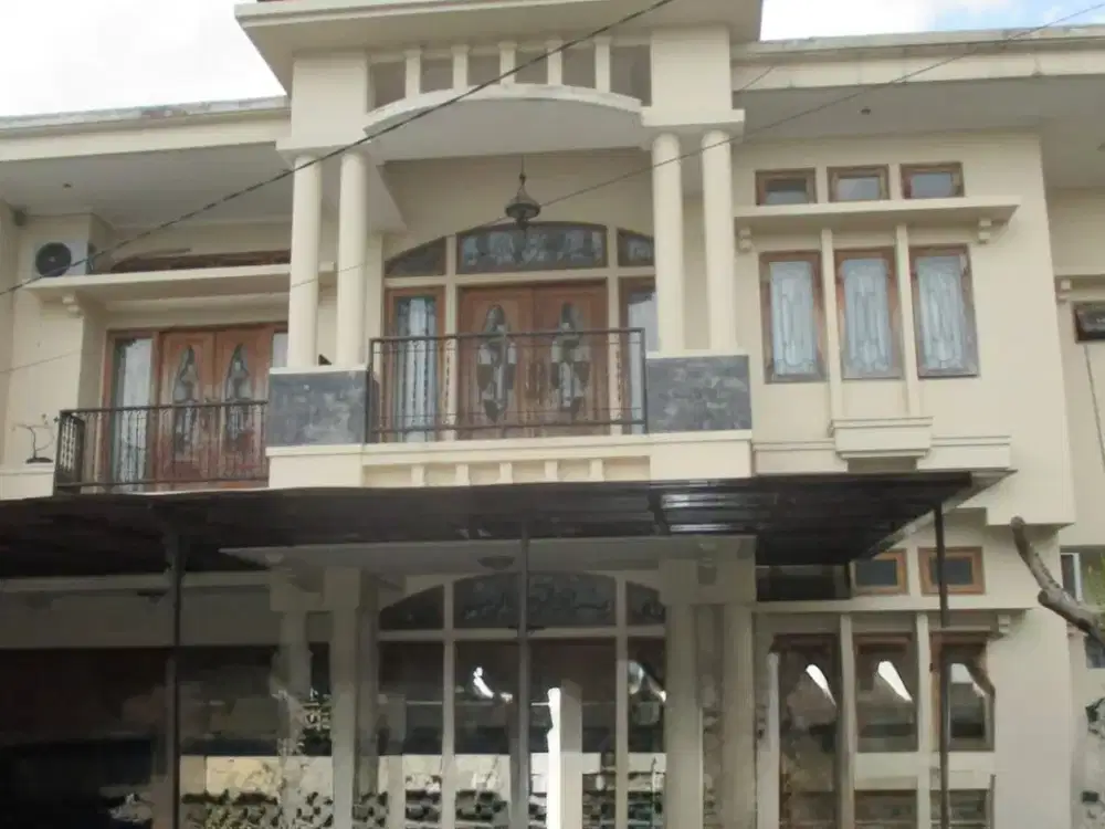 Rumah lelang murah nyaman 2 lantai SHM di Taman Mutiara Cimahi