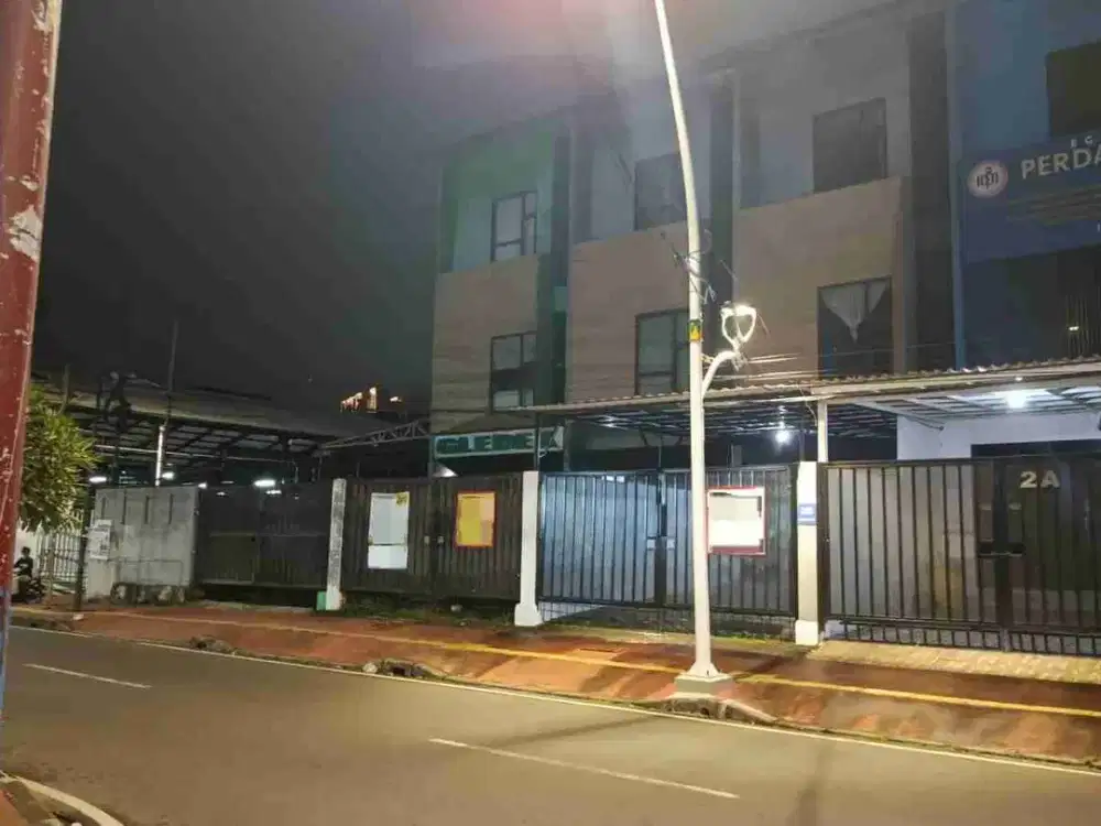 Disewakan Ruko Strategis Siap Huni di Cempaka Putih Jakarta Pusat