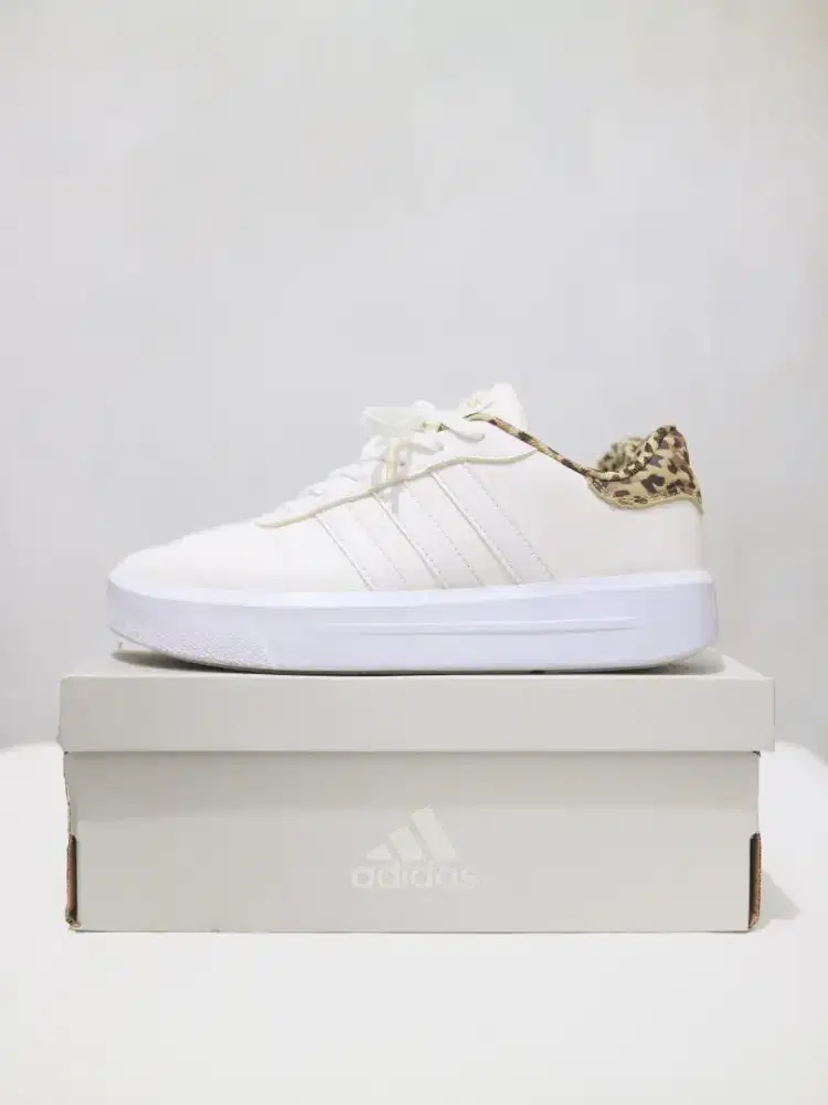 Sepatu Adidas Court Platform White Leopard original preloved
