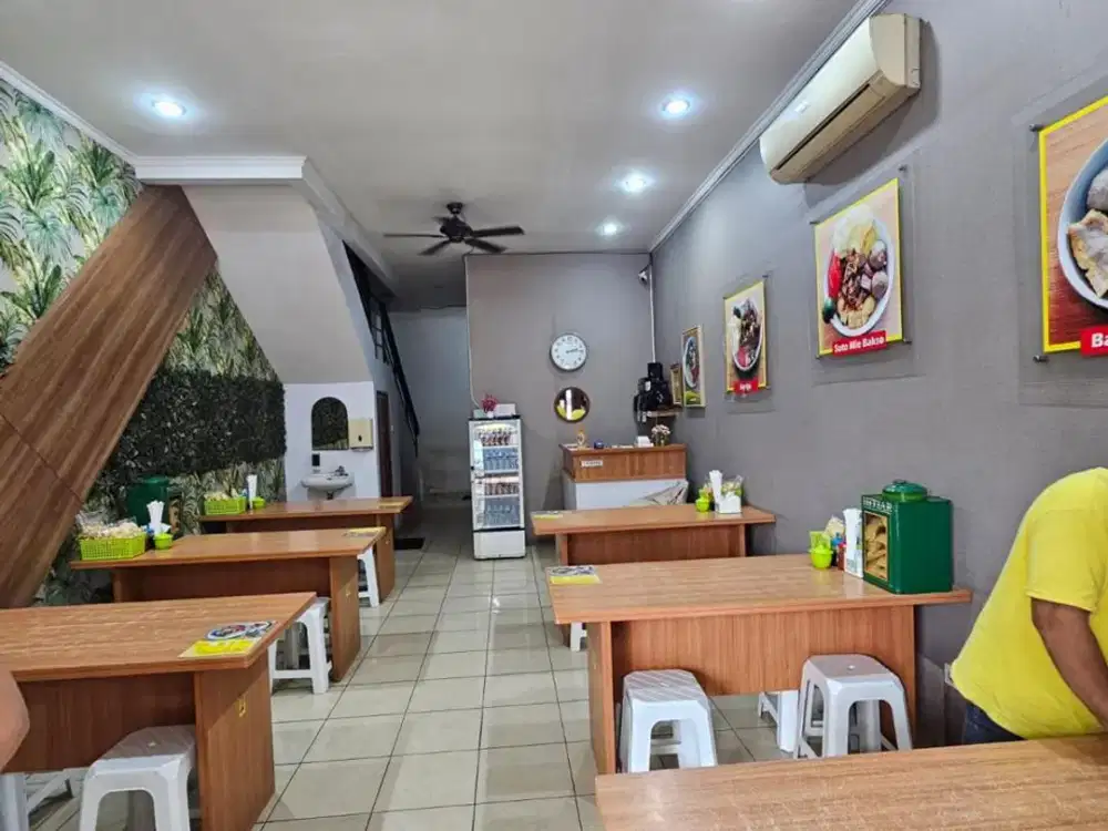 Ruko GLAZE Gading Serpong 3 Lantai ruko rapih n bersih