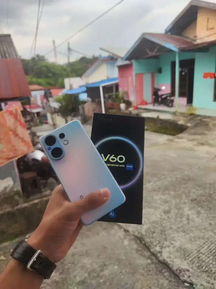 Vivo V60 5G 8/256 Mulus Like New 99%, Garansi Panjang sampai 2027