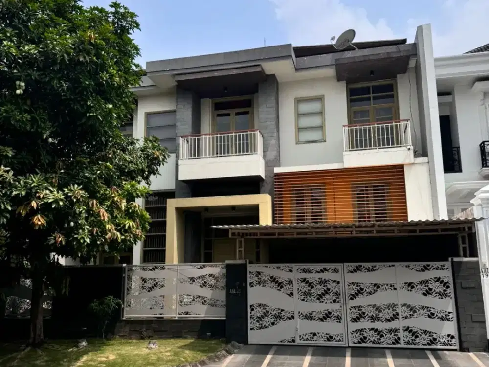 Rumah Semi Furnish Villa Bukit Indah dekat Pakuwon Mall & Graha Famili