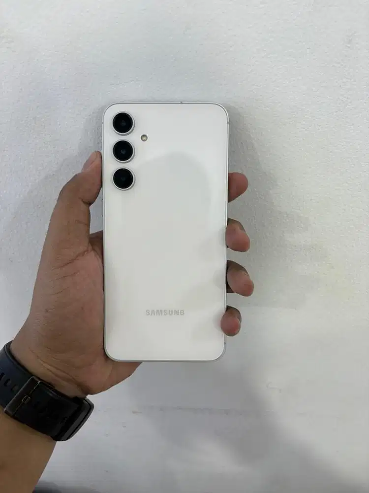 Samsung galaxy S23 fe