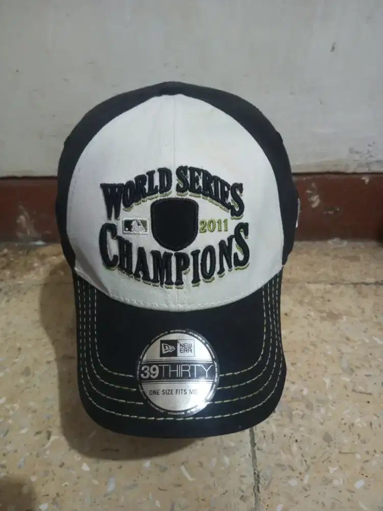 Topi new era x MLB world championship second bekas