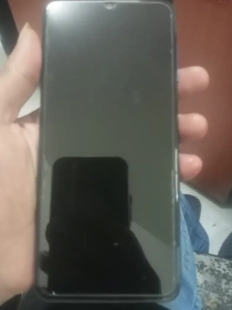 Samsung M12,ram 4/64