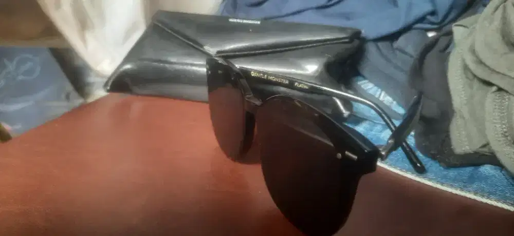 Kacamata gentle monster