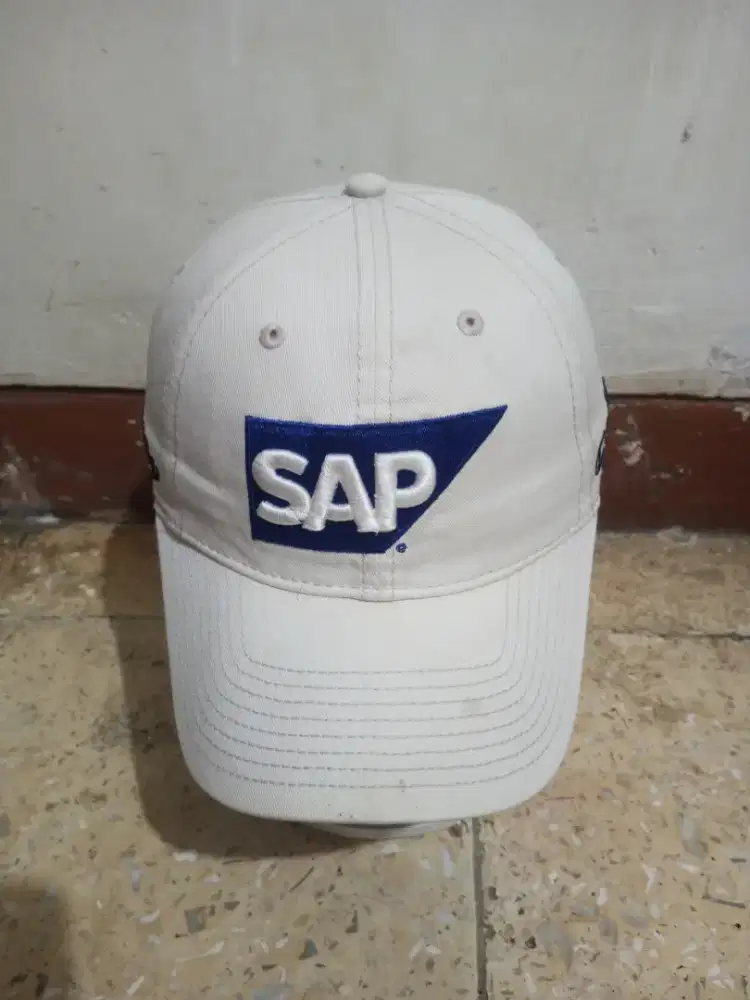 Topi new era x calaway original second bekas