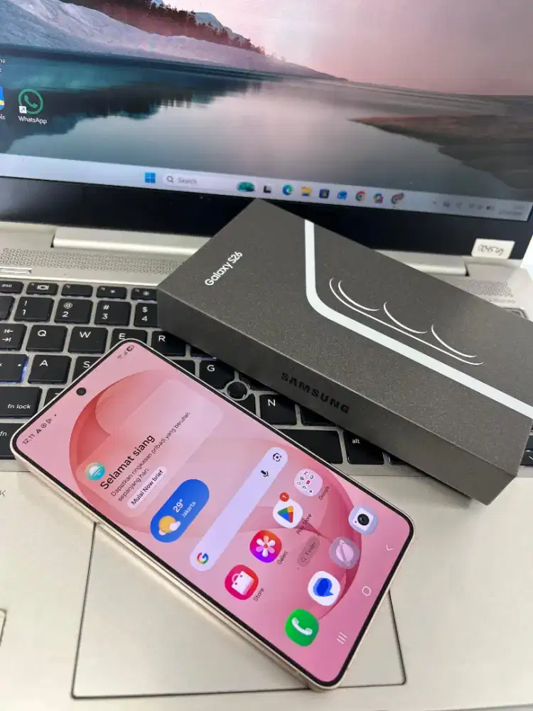 Samsung Galaxy S26 12/256 
Fullset mulus pemakaian 2minggu