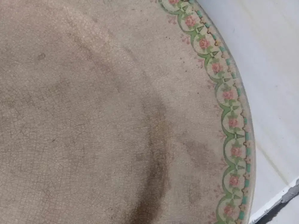 Piring oval antik retak seribu