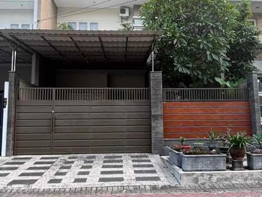 RUMAH ARAYA TAHAP 1 FULL FURNISH BAGUS TERAWAT DEKAT KERTAJAYA, DHARMAHUSADA, MANYAR