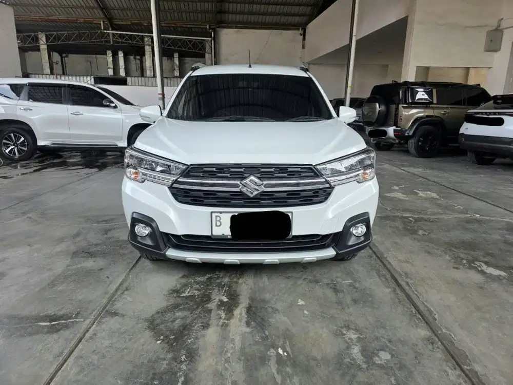 Antik km 17rban Suzuki XL7 Alpha AT ( Matic ) 2023 Putih Gress Mulus