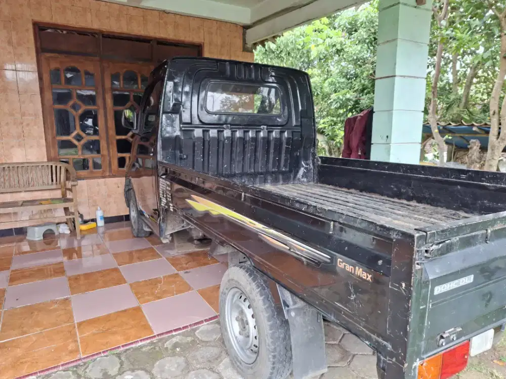 Grand Max Pick Up 2014 Second Hitam