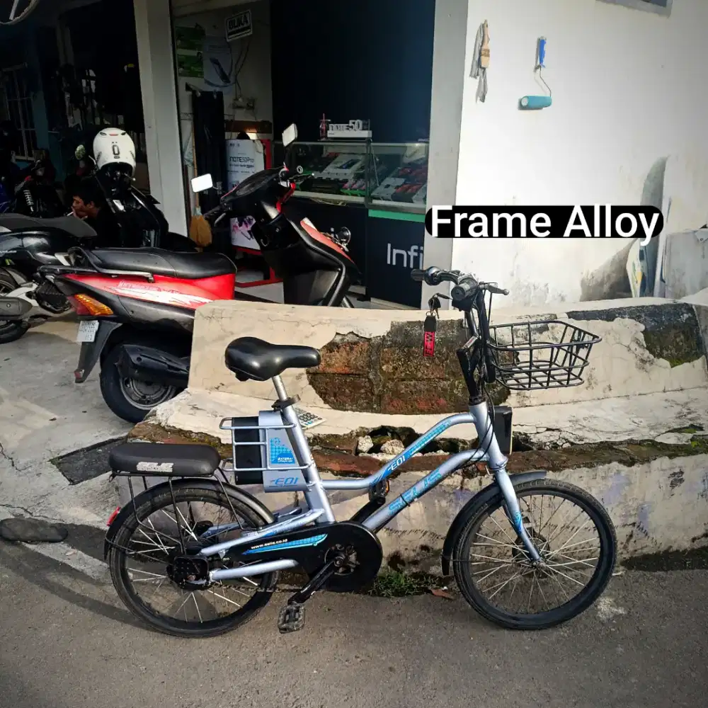 Sepeda listrik gowes frame alloy mirip minion atau sepeda lipat