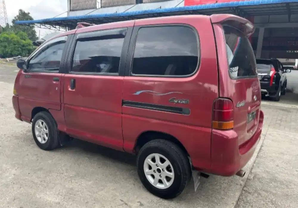 Daihatsu zebra espass 1.6 cdi supervan