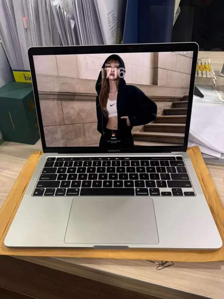 Macbook Pro M1 16/256 gb