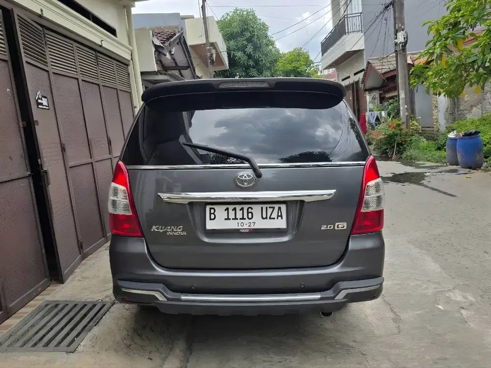 Toyota Kijang Innova Inova G Matic AT Tahun 2012 Abu , 2011