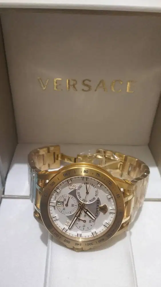 Jam Tangan Versace Original VERB00518 Gold Fullset Diamond Elegan