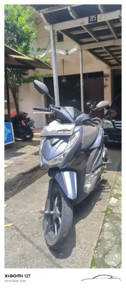 Honda deluxe 2022, warna biru, pajak mati 3thn