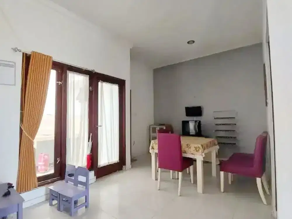 RUMAH POJOK Perumahan The Paradise Jl Palagan Dekat Lempongsari, Pogung, UGM Jogja