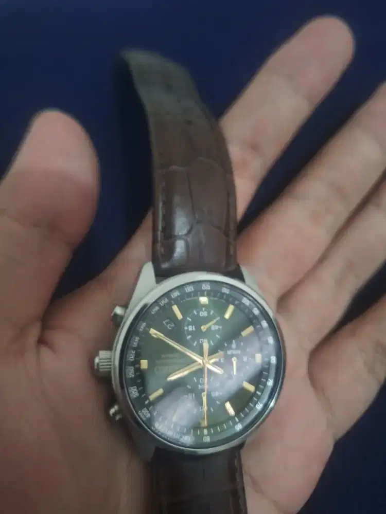 Jam Tangan Seiko original lengkap dengan box dan lainnya