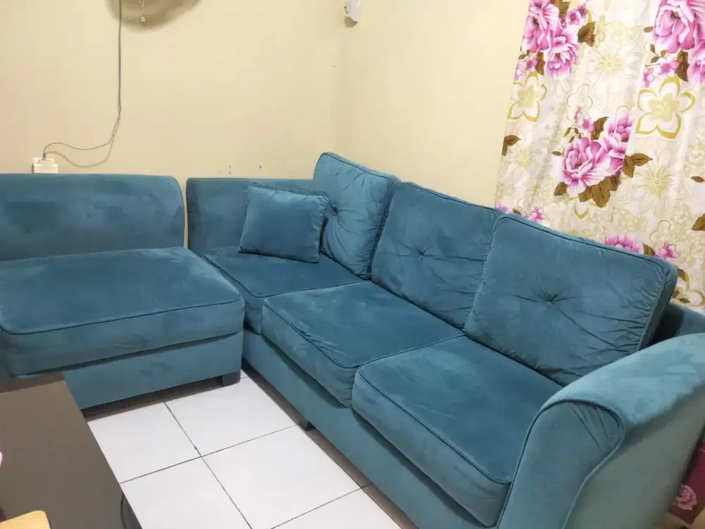 Dijual sofa biru turkish