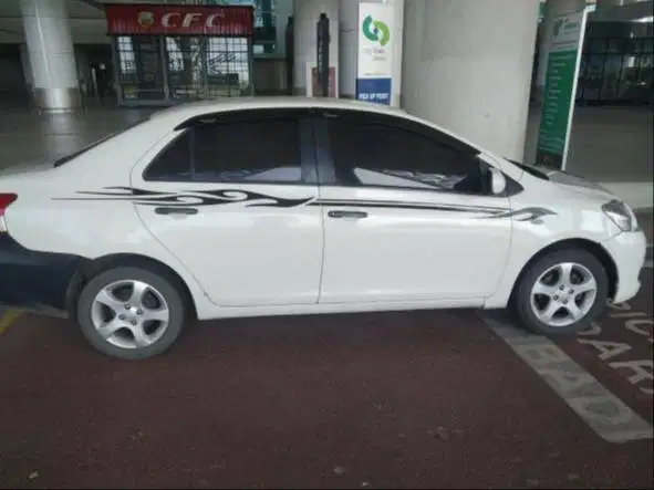 Dijual Vios Limo 2010 41jt Nego