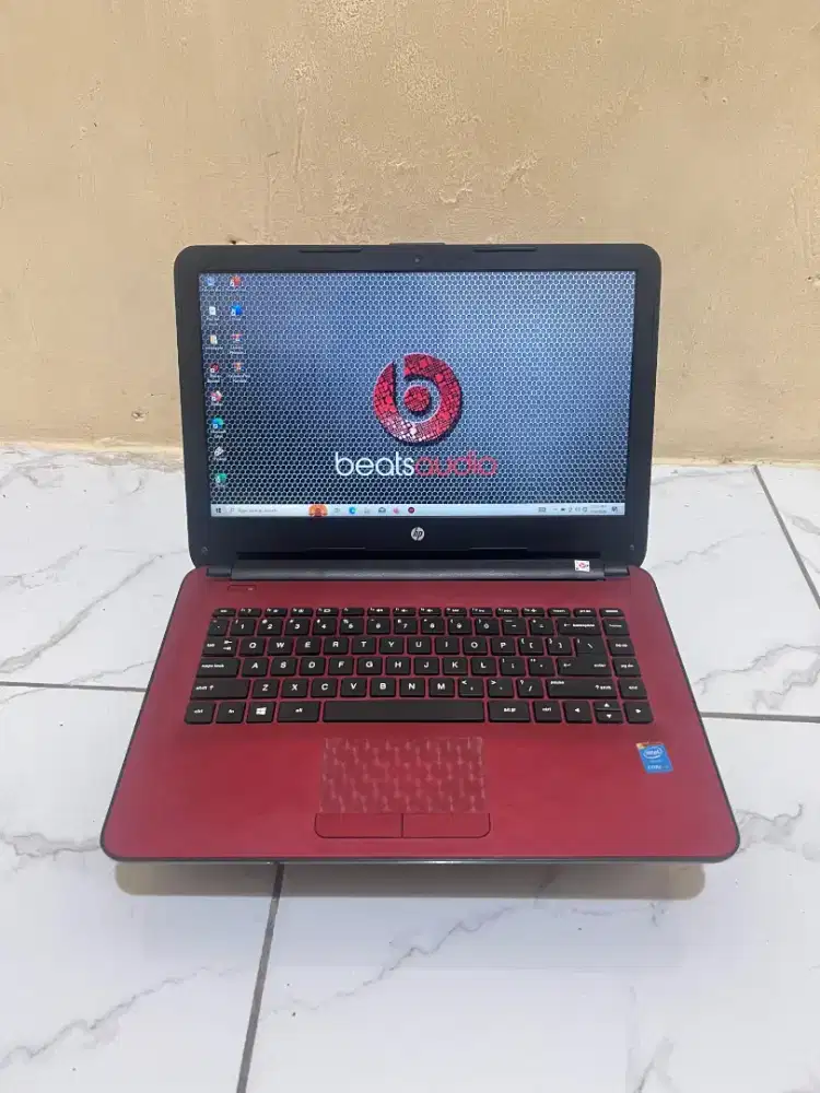 Laptop HP 14 AC001TU