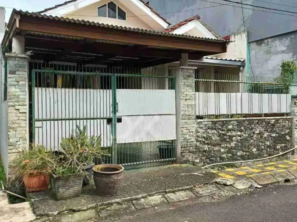 Dijual Rumah Siap Huni di Graha Raya Tangerang Selatan