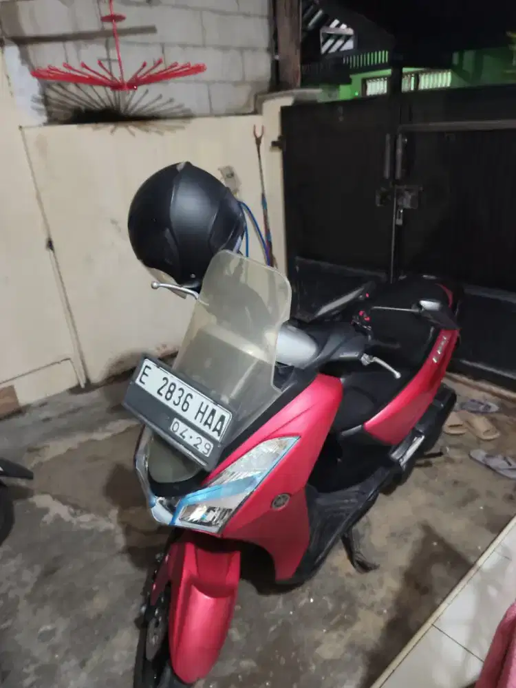 Motor Lexi 125 Merah 2019