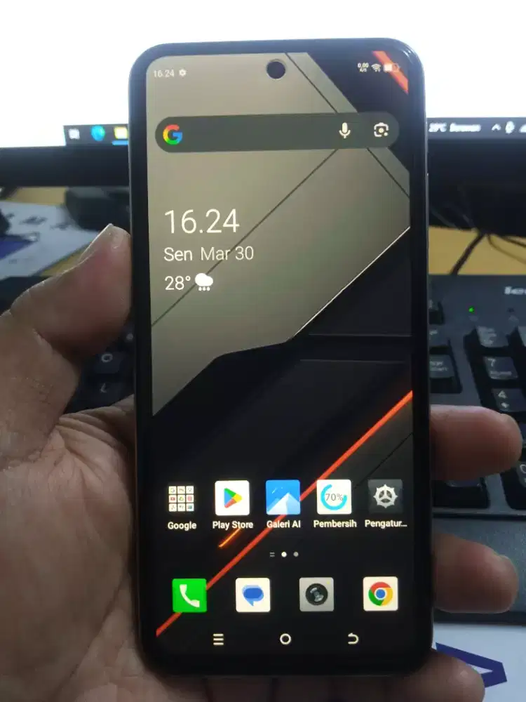 Itel P65 ufs Ram 8+8/128 GB