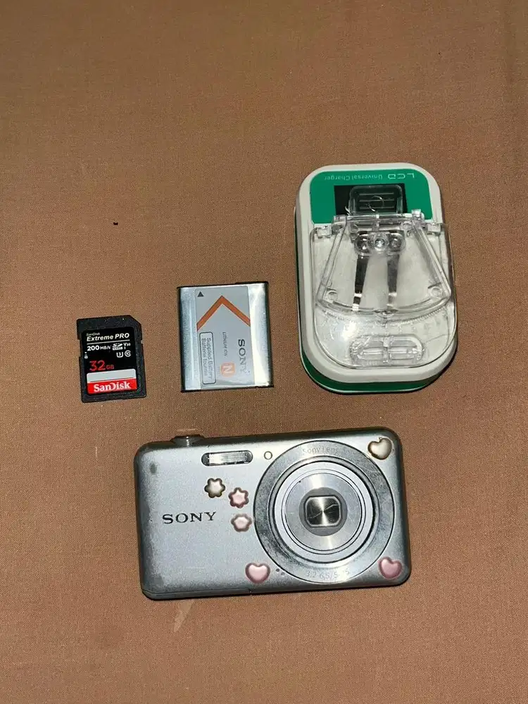 DIGICAM SONY W710
