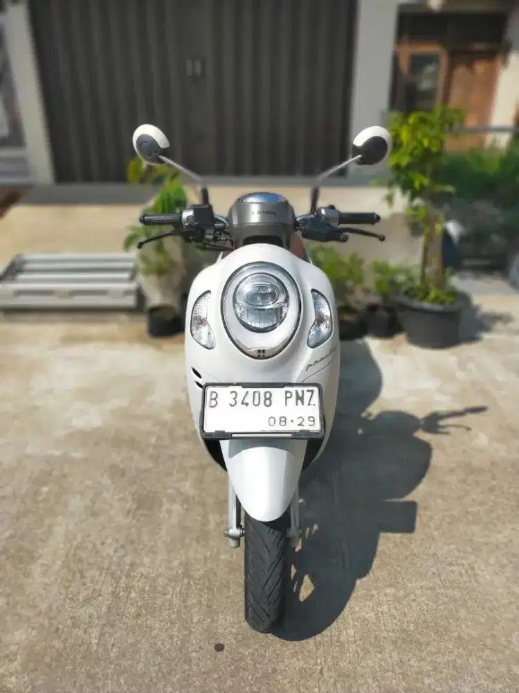 SCOOPY PRESYIGE KEYLESS KM 7RB