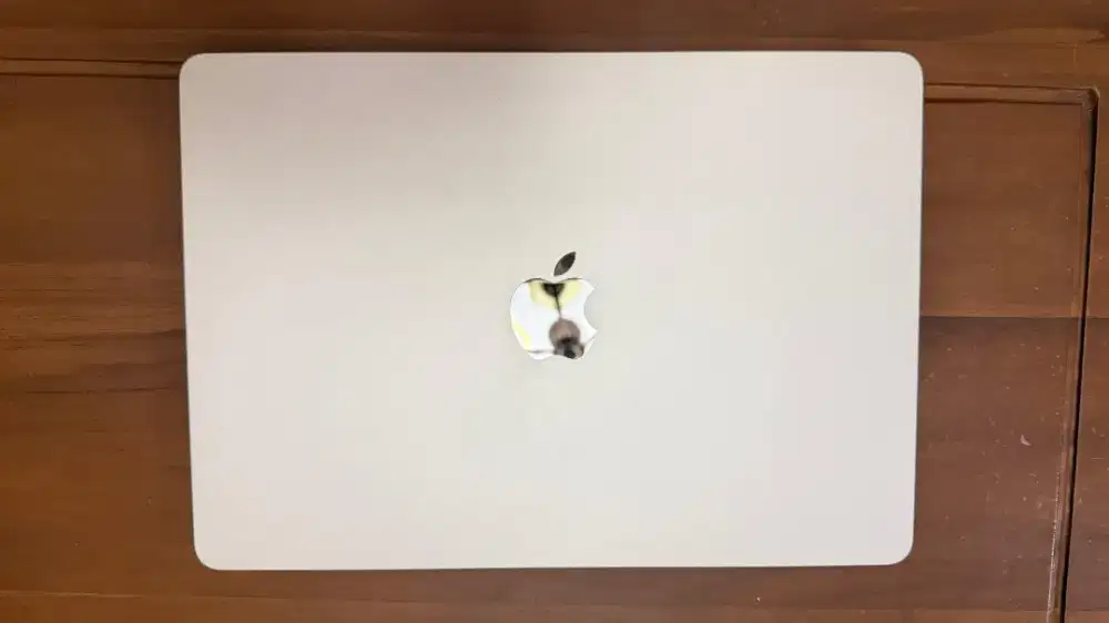 Macbook Air M2 16/256 starlight