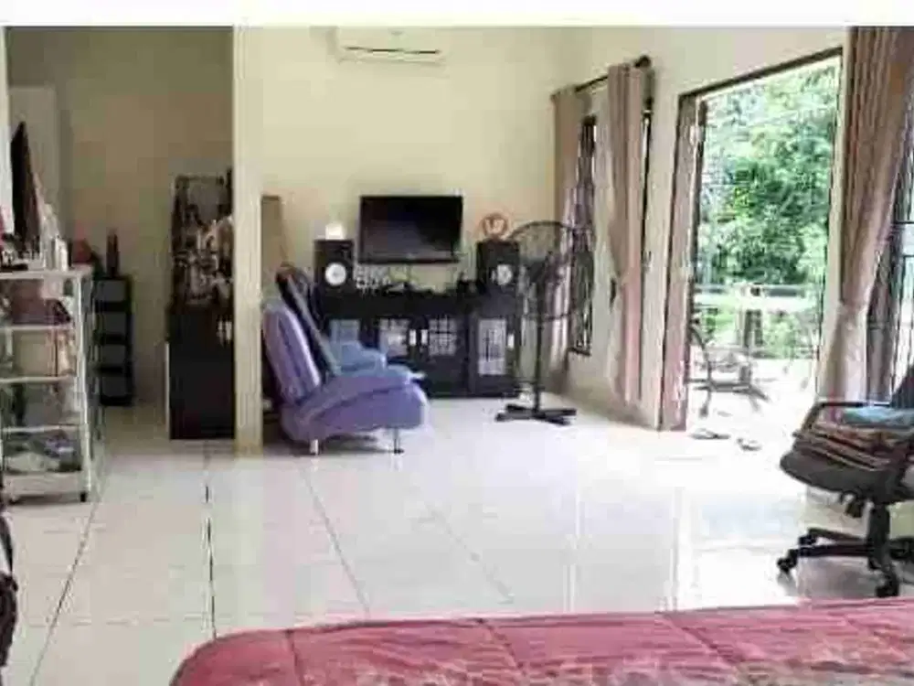 jual cepat rumah cantik siap huni kt 3 luas tanah 180 dan lantai 2