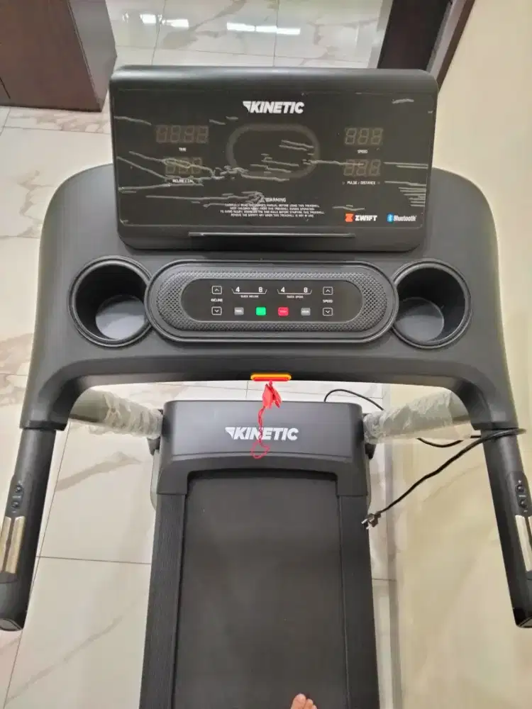 Treadmill olahraga